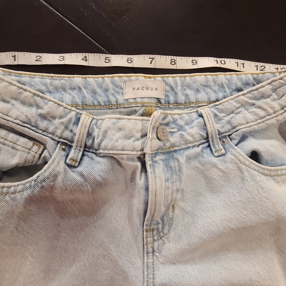 PACSUN Light Blue Low Rise Girlfriend Women's Wide Leg Jeans, 26 - Picture 4 of 9